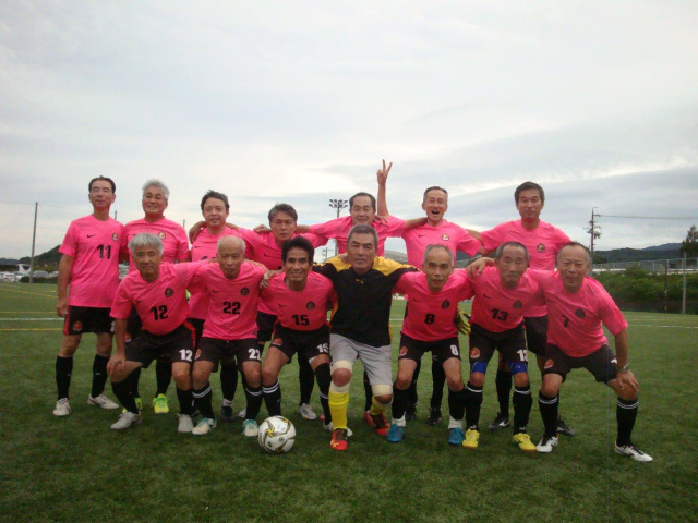 西日本obサッカー連盟全域大会17 伊勢大会 に2チームで参加しました 会長のブログ Labola